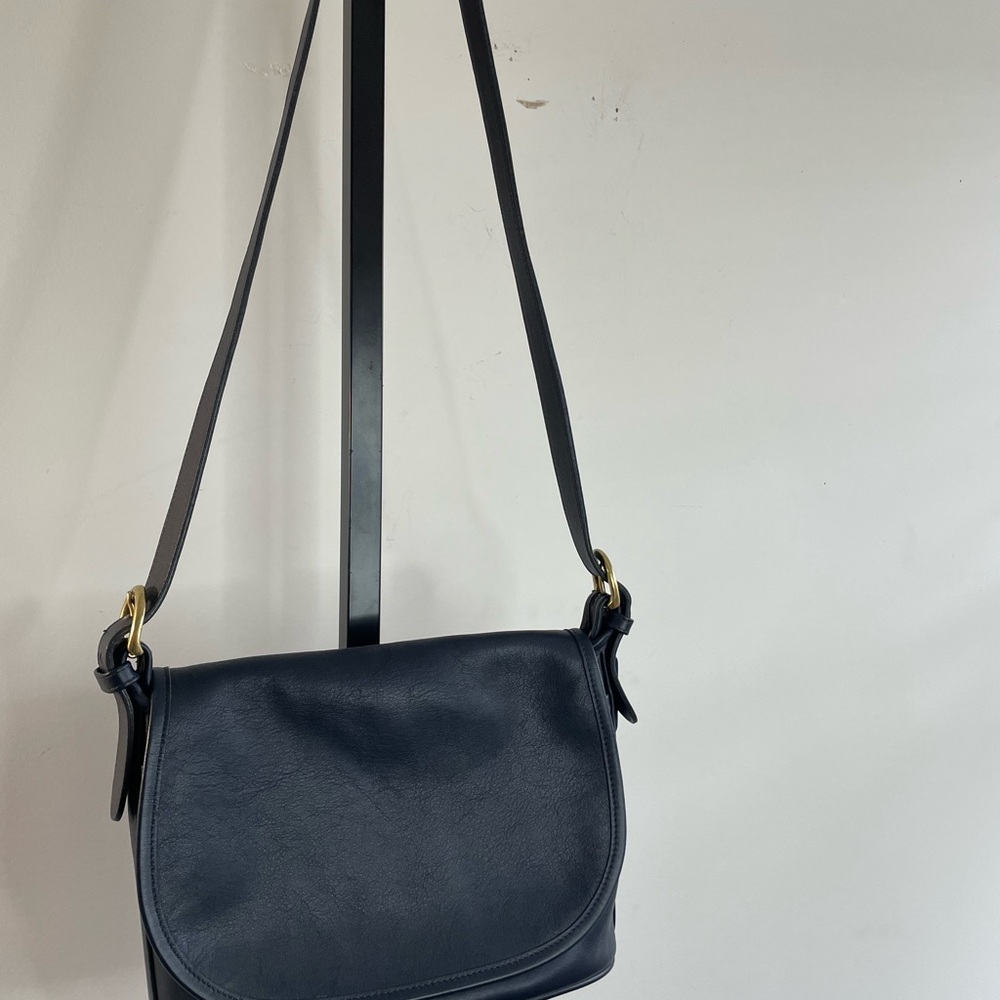 Vintage Navy Coach Fletcher Bag - Picture 3 of 14